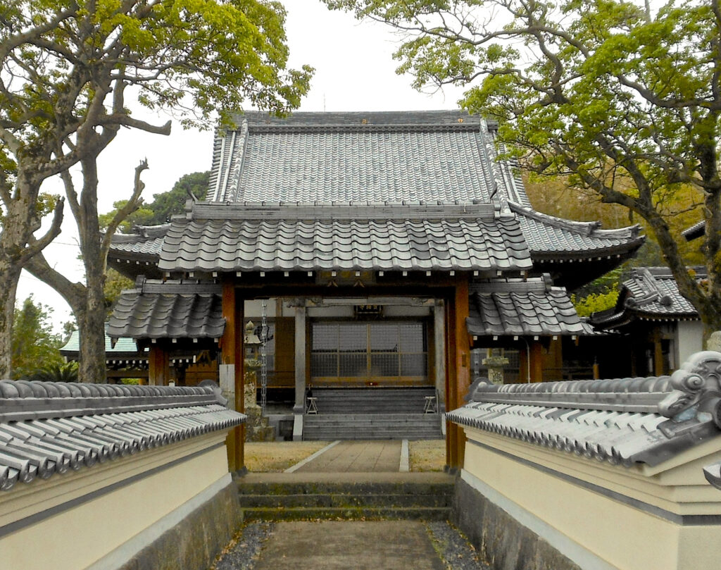 富江陣屋大手門（撮影者：五島高資　Wikipediaより20210901ダウンロード）の画像。